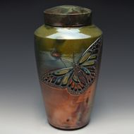 Ceramic pet urns for ashes