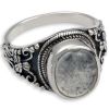 Exquisite Antique Round Cremation Ring w. Clear Glass Front